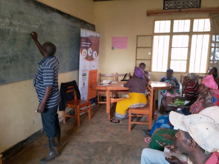 Training of farmers at Murangi Farm Training Center: 20% in theory