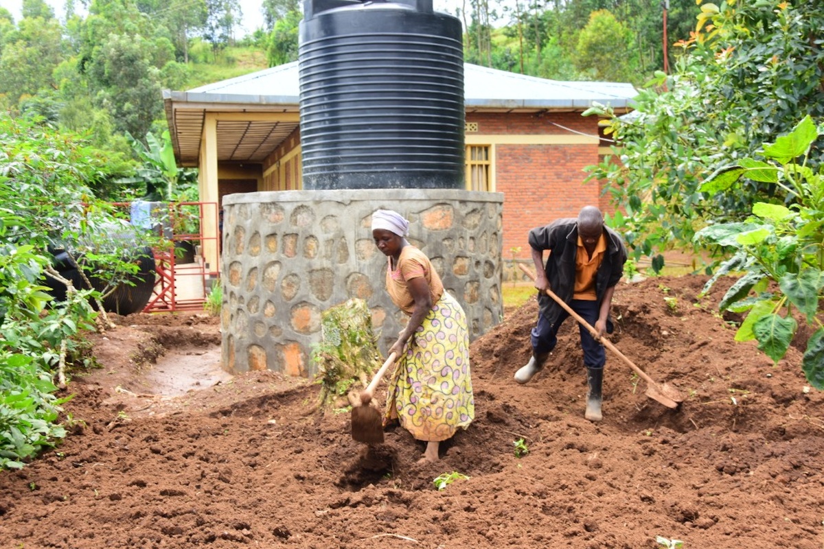 Installation works in Murangi Farm (from Cyangugu diocese) - preparation of the farm in April 2022